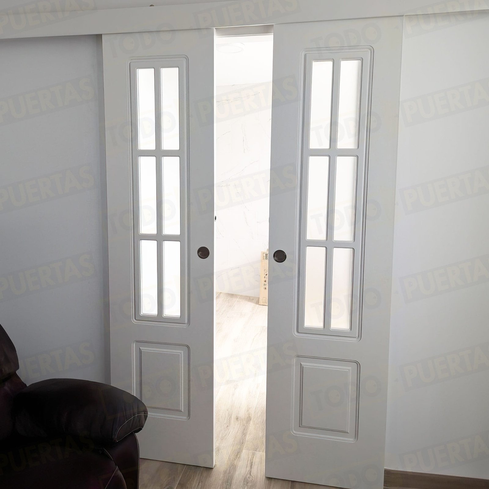 Foto Puertas Lacadas Blancas Rústicas cliente 2