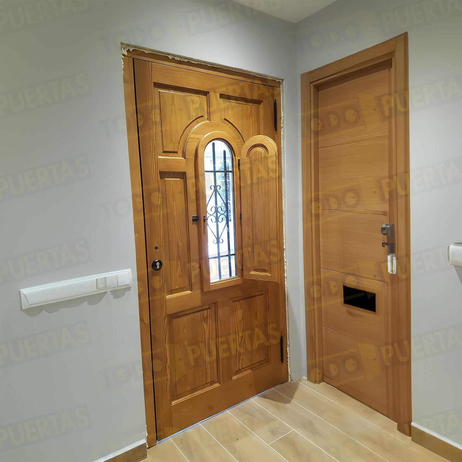 Foto Puertas de Entrada cliente 35