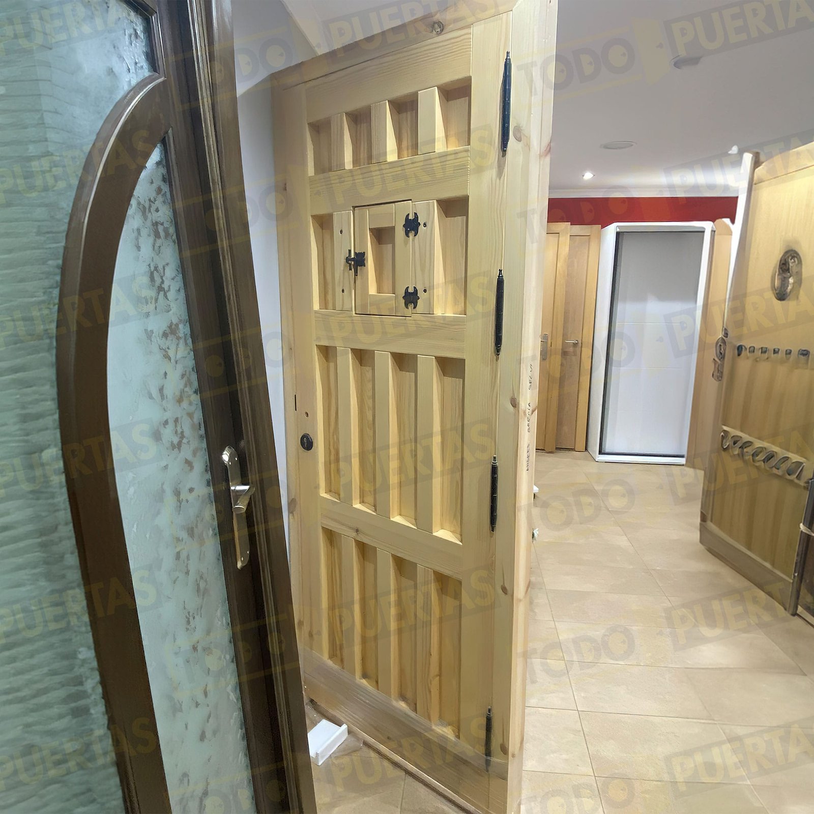 Foto Puertas de Entrada cliente 38