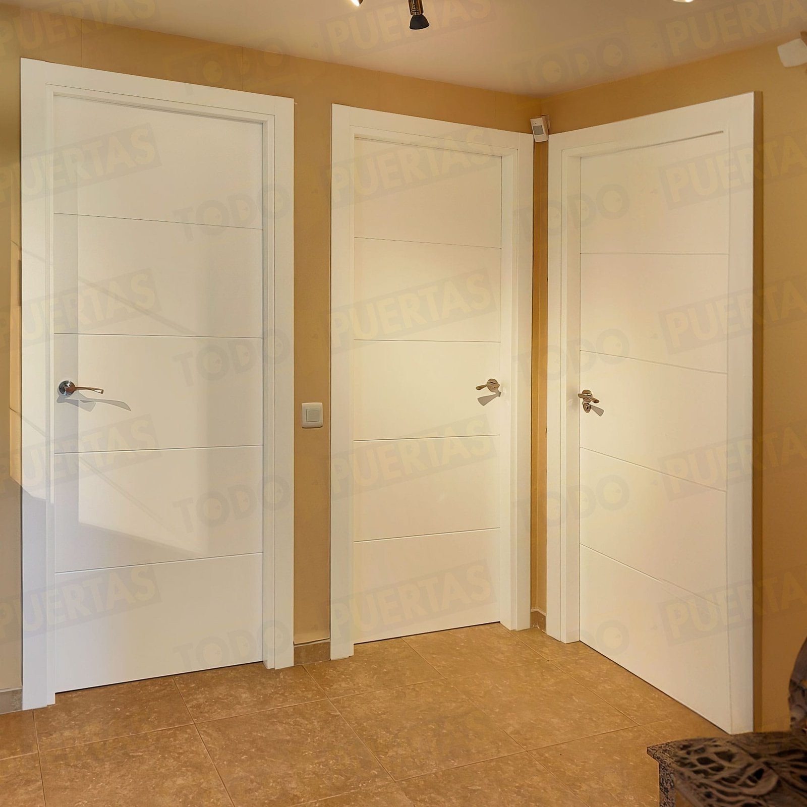 Foto Puertas Lacadas Blancas cliente 11